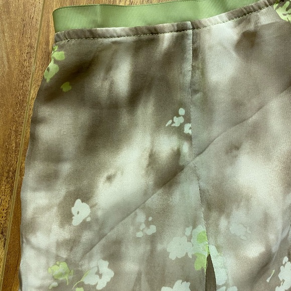 Sheer Floral Skirt NWT - Picture 3 of 10